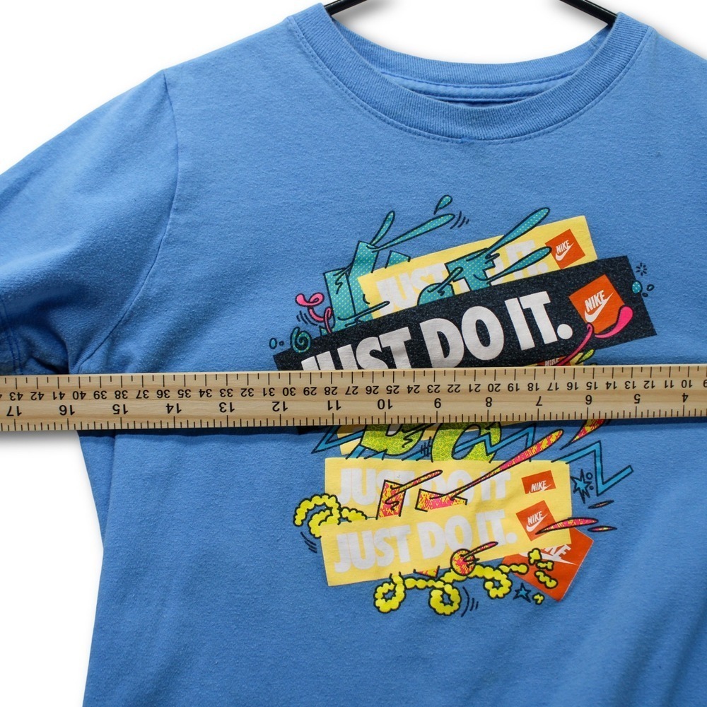 Nike Just Do It Graphic T-Shirt Kids Size Medium Blue Short Sleeve Excellent - Picture 4 of 6